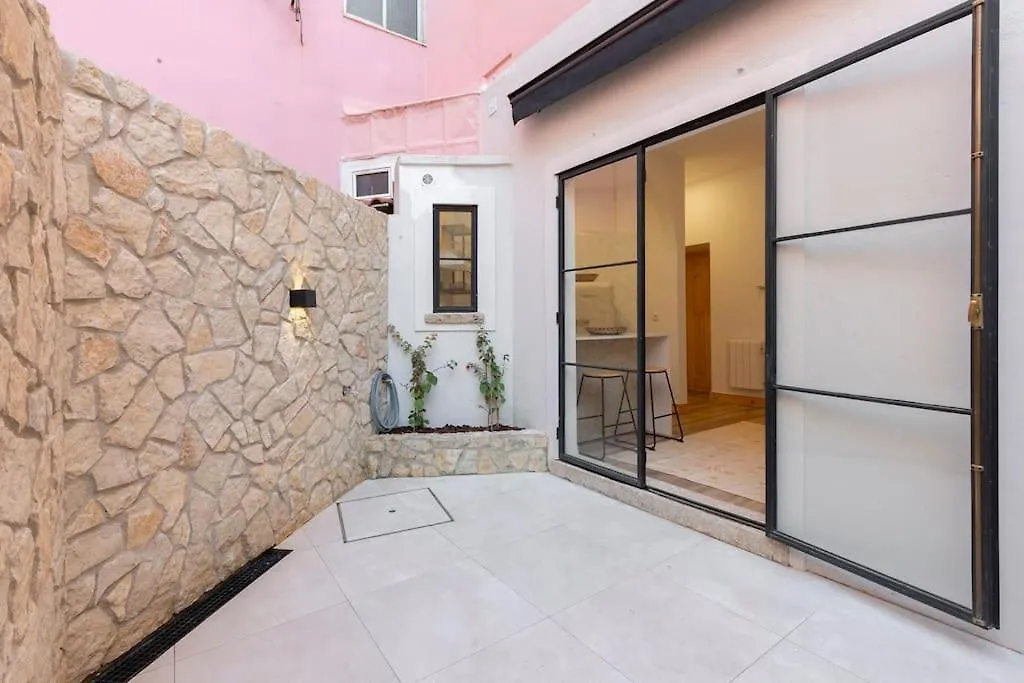 Private Terrace Alfama Apartment Lisbon